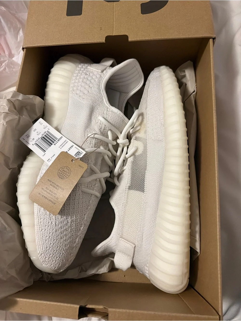 adidas Yeezy Boost 350 V2 in Bone